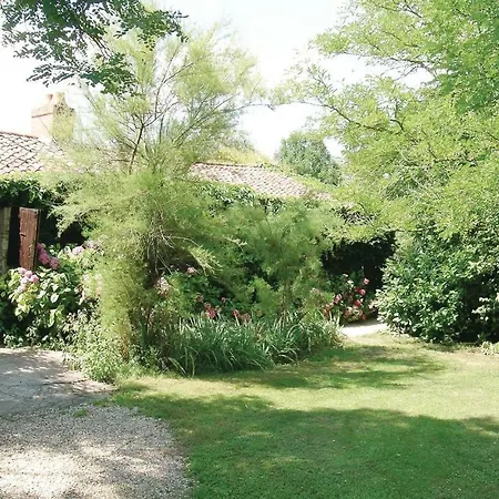 Holiday St.radegonde Des Noyer * Sainte-Radégonde-des-Noyers